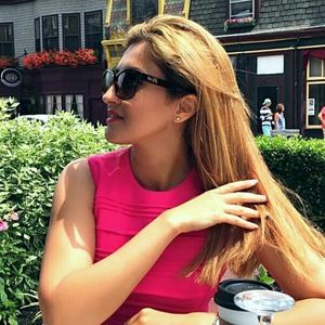 Meet your Posher, Forouzandeh